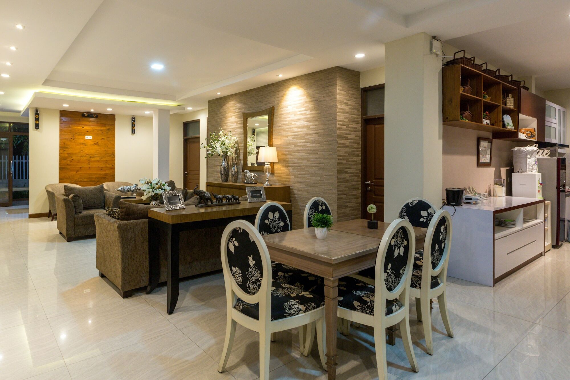 Jayagiri Guesthouse By Belgareti Lembang Luaran gambar